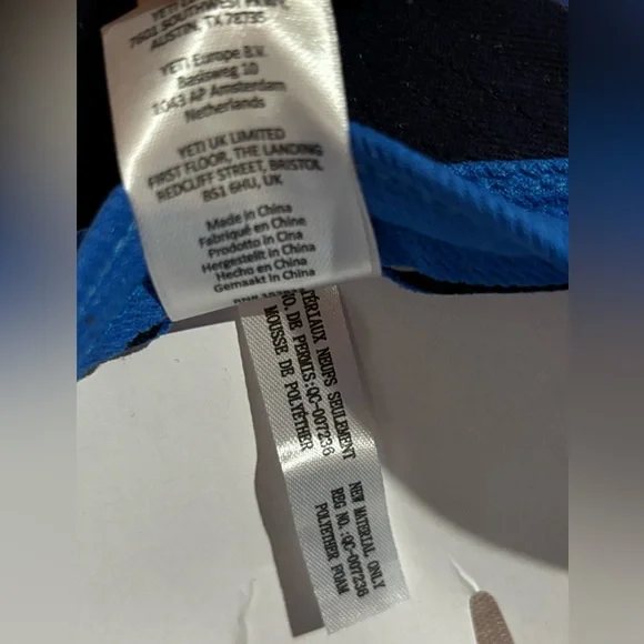 NEW Yeti American Logo Badge Trucker Hat mesh Cap Red White Blue Men's NWT - Picture 5 of 6